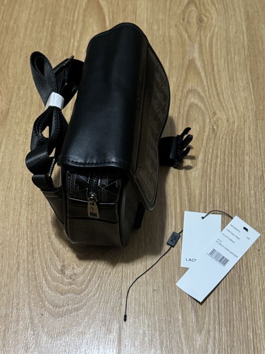 Bag lacoste messenege preta