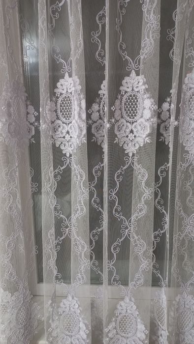 Тюль 6 м вишита на карниз 3 м.