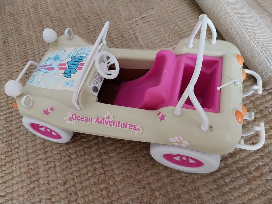 Carro jipe da Nancy