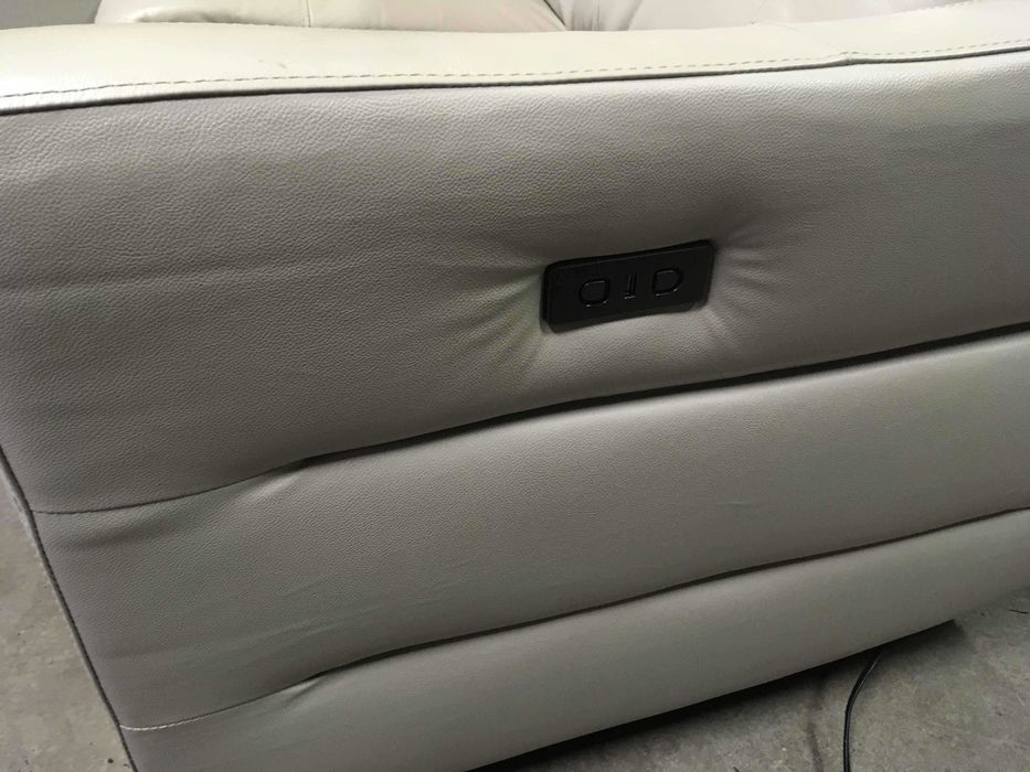 Narożnik skóra elektryczny rozkładany relax mały