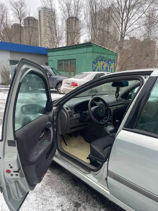 Рено лагуна 2 2002