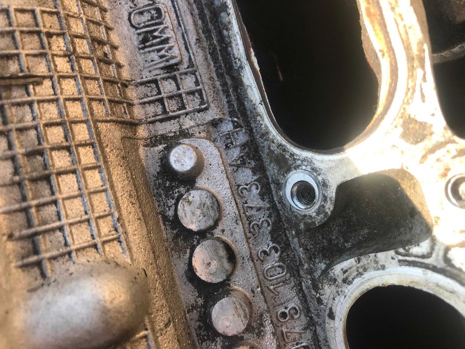 ГБЦ головка блока циліндрів Audi A4 A6 A8 2.4 2.8 БЕНЗИН.