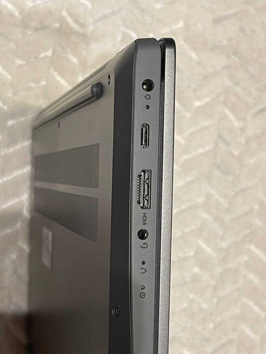 Lenovo IdeaPad 5 / Core i7-1165G7 / RAM 16GB / NVIDIA GeForce / IPS