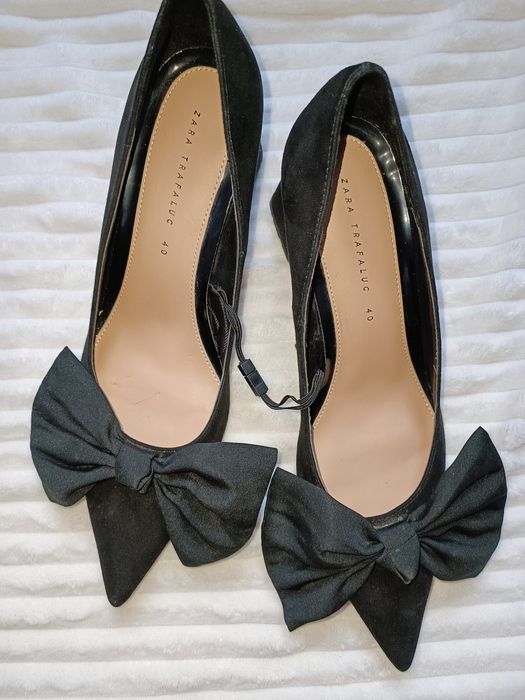 Туфлі з бантиком