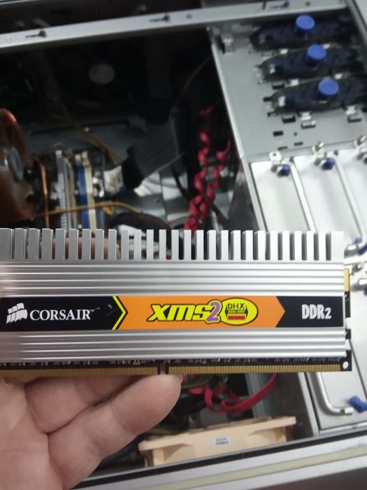 Sprzedam komputer stacjonarny