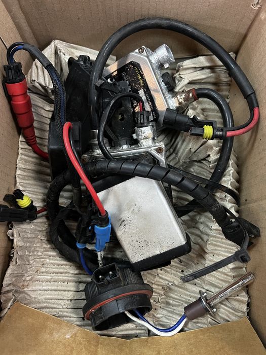 Xenony Ksenony wkłady BMW E30 E34 E32 E36 komplet konwersji wysylka