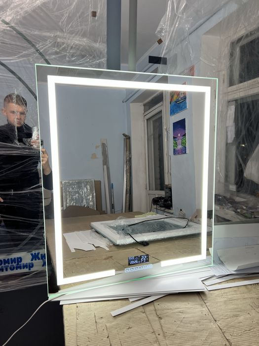 Дзеркало LED  в ванну з підсвіткою , смарт екраном, музикой, часи,