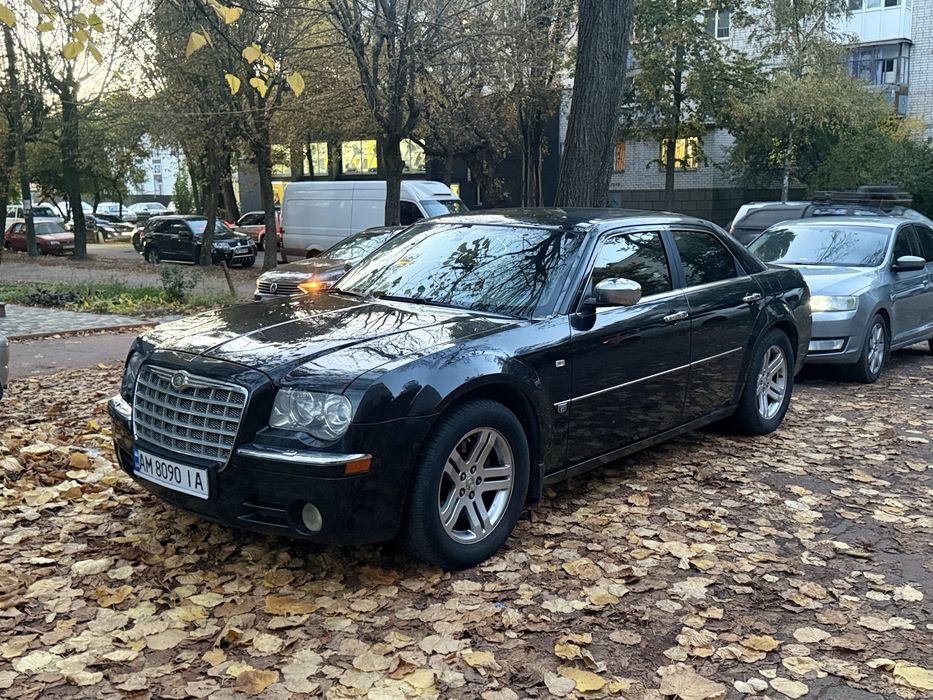 крайслер с300 2,7  газ бензин