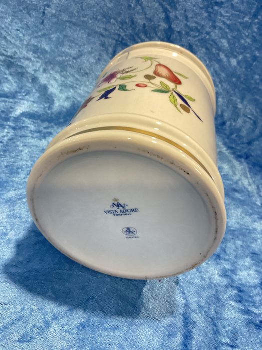 Jar pote com tampa vista alegre pintura manual a ouro alt 24 cm