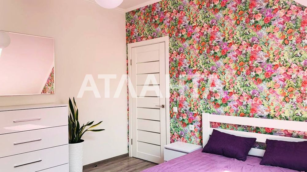 Затишна квартира в Нерубайському!