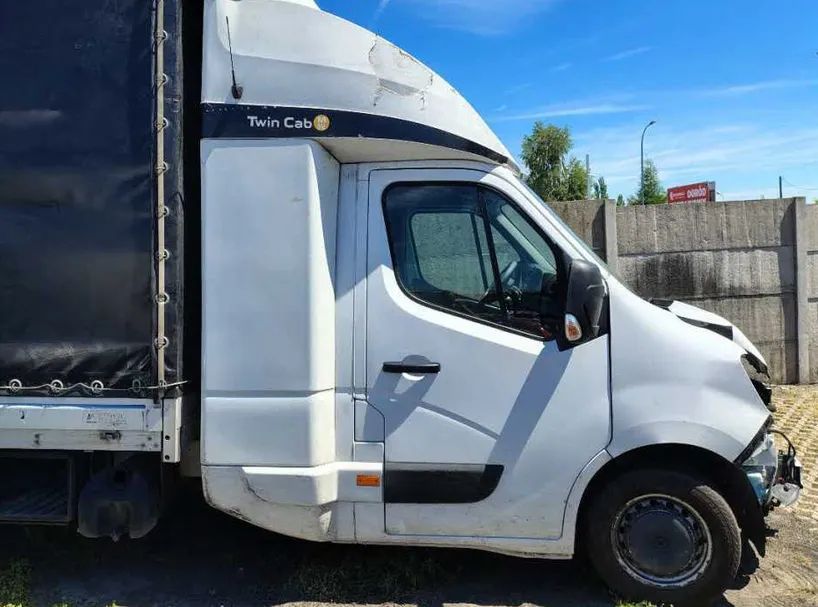Renault master  Salon PL USZK. pali,jeżdzi