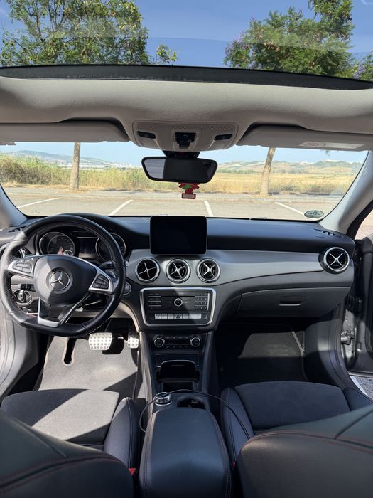 Mercedes-Benz CLA 200 — fotografia 10