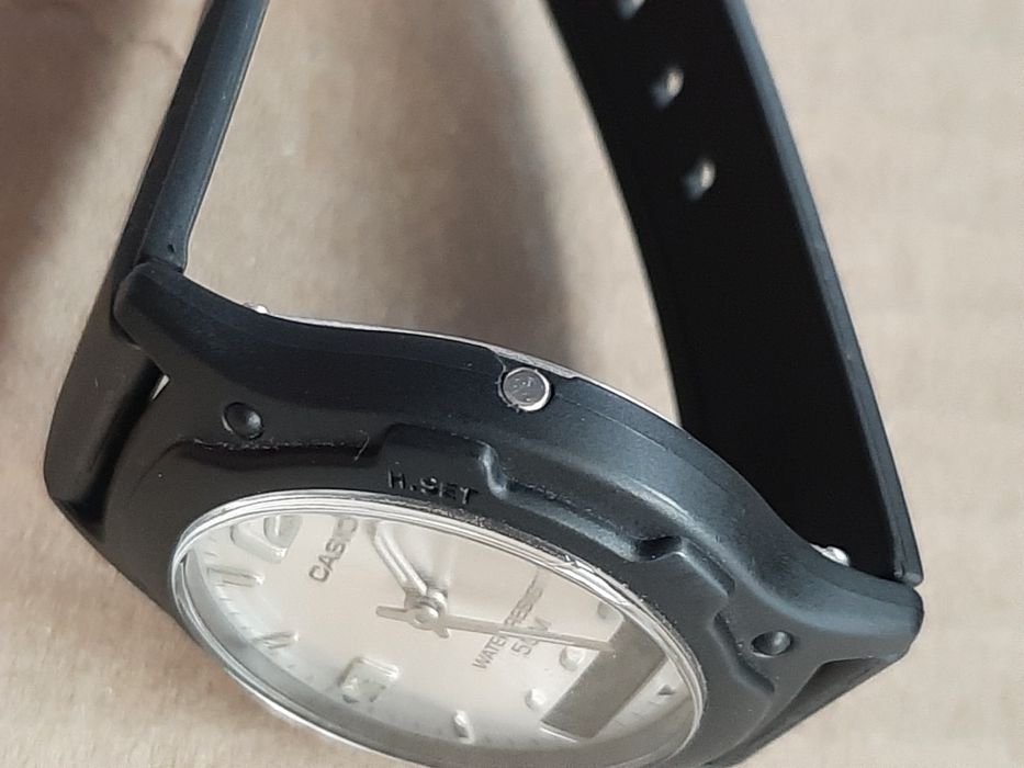 Годинник Casio AW-49HE-7A