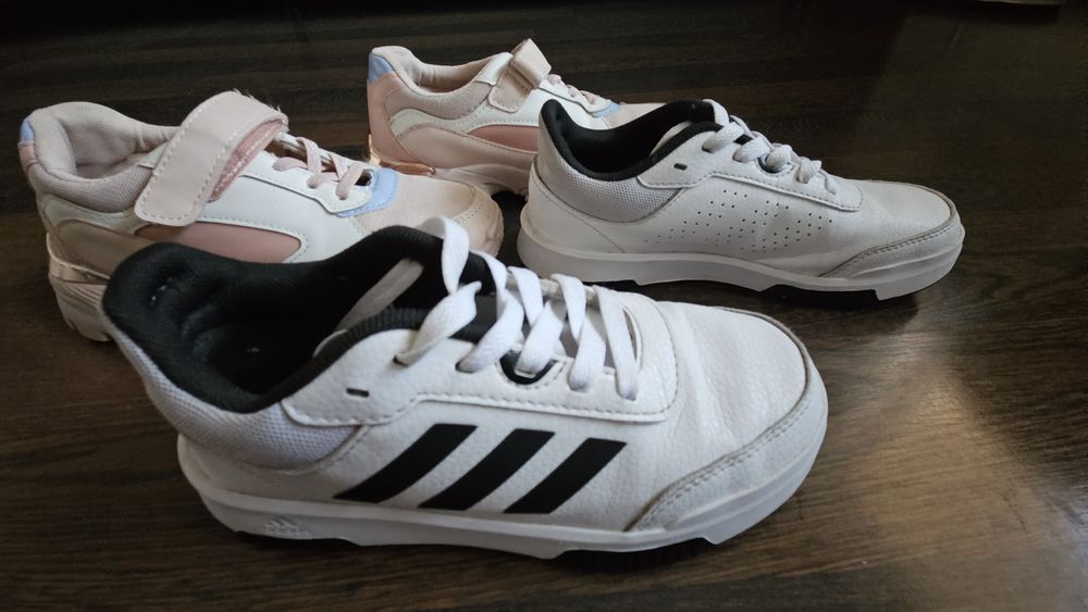 Buty sportowe x2 pary. Rozm. 33 adidas, dezee