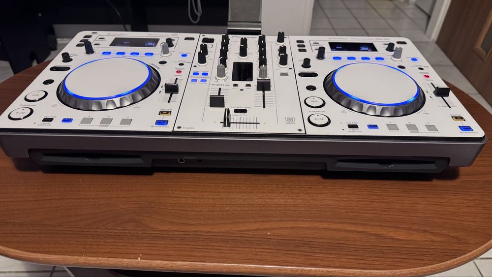 Pioneer XDJ-R1 (All-in-One)