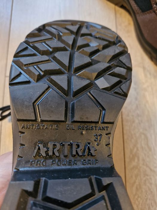 Buty robocze wiazane artra rozm 37 nowe