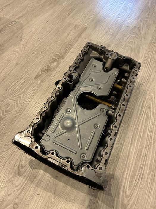 Піддон двигуна Volvo d5/d3