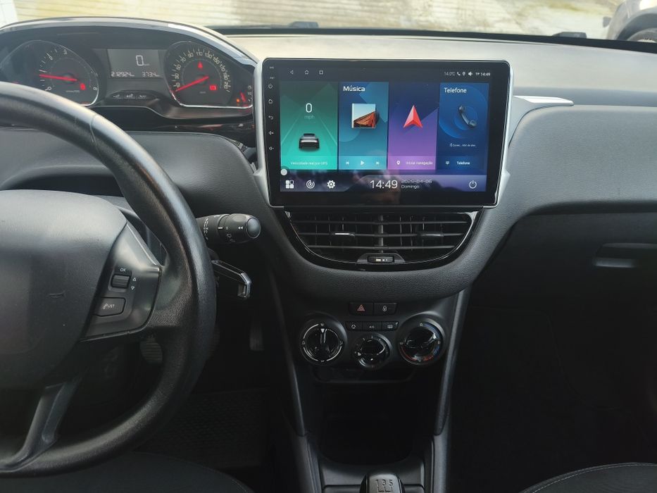 Peugeot 208 1.4 Hdi