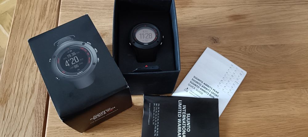 Suunto Ambit3 Run Black (HR) - zegarek GPS dla biegaczy, z połączeniem