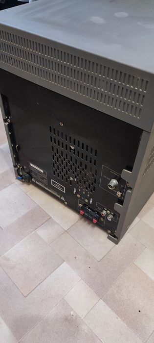 Музыкальный центр Kenwood rxd-655, в наявності одна колонка