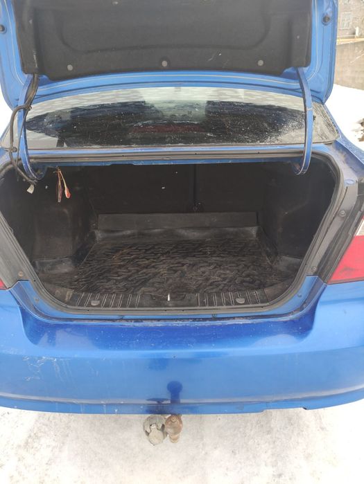 Chevrolet Aveo 2007 г газ бензин