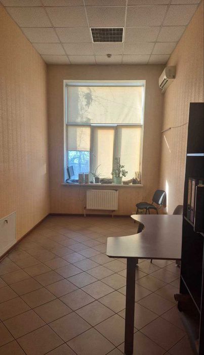 Оренда офісних приміщень у м. Бровари, вул. Металургів, 15