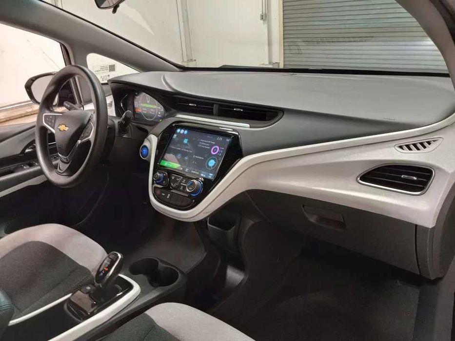 2018 Chevrolet Bolt EV FWD 2LT