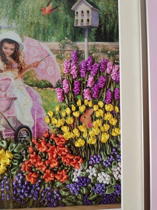 Вышитые картины в рамках