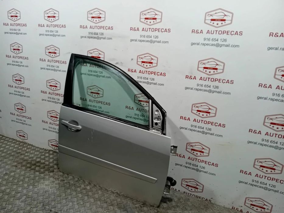 Porta Frente Direita Ford Fiesta V 5 Original
