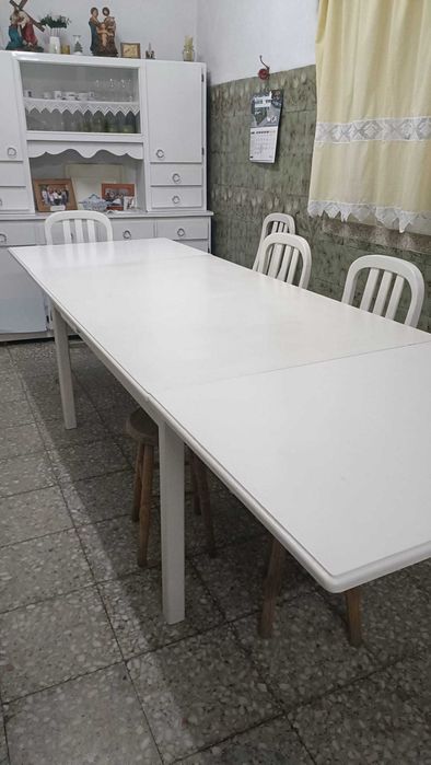 Mesa de jantar extensível branca + 6 cadeiras