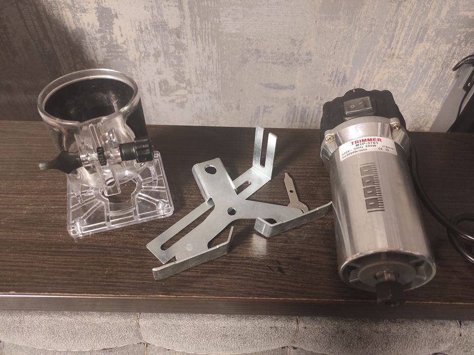 триммер фрезер модели m1p-3701 по дереву кромочний