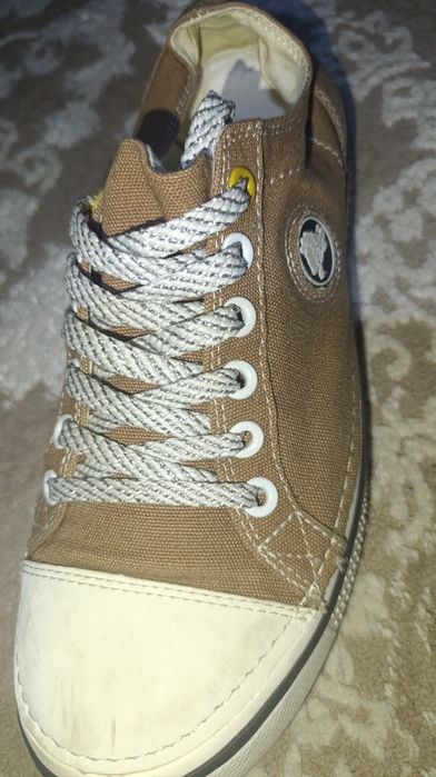 Crocs Mens Size 10 Hover Sneakers Beige White Lace-Up Shoes M10 W12