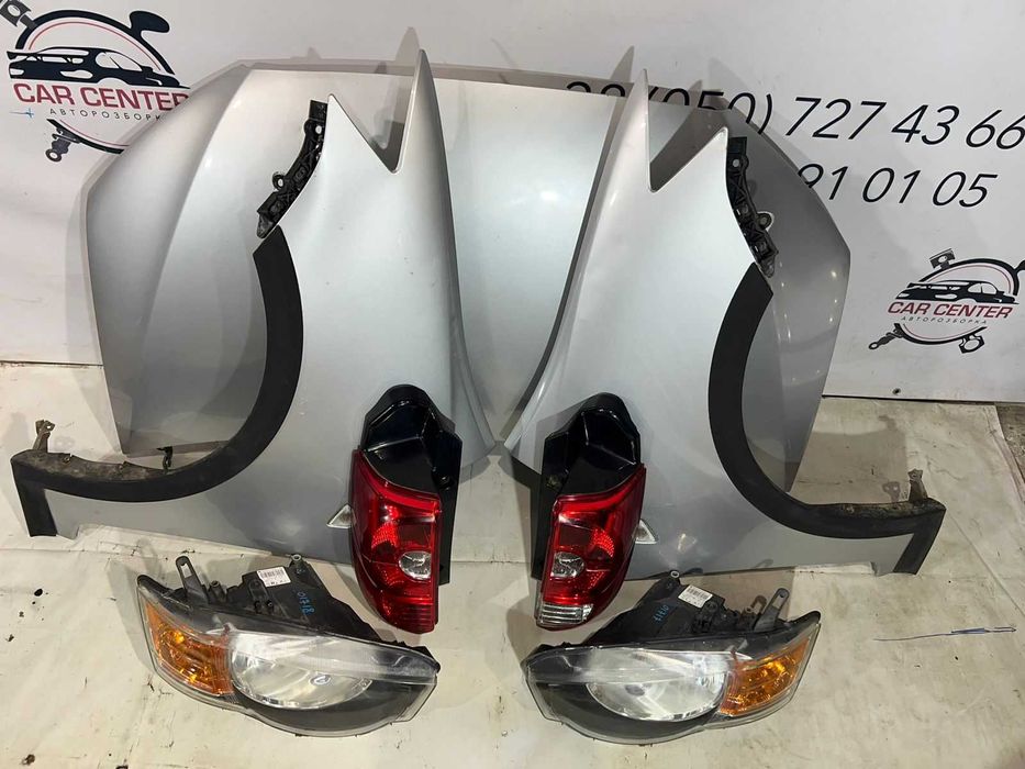 Mitsubishi Colt Кольт Запчастини Капот крило Фара Двигун Ляда Стоп