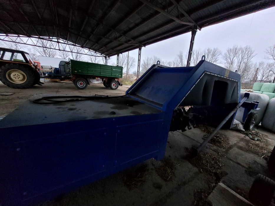 Luxor ciągnikowa przerzucarka do kompostu PK-1630