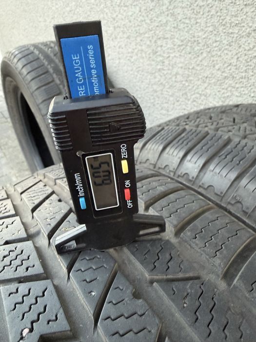 Continental CrossContact Winter  235/60R17