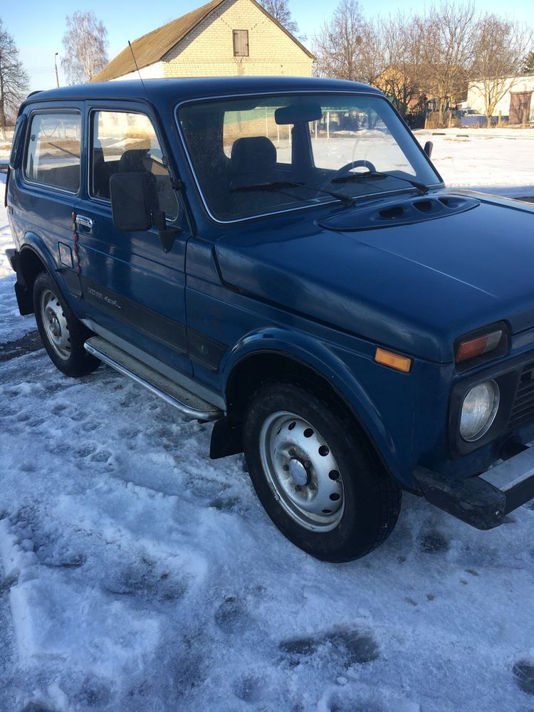 ВАЗ -21213 Нива: 3 500 $ - ВАЗ Борзна на Olx