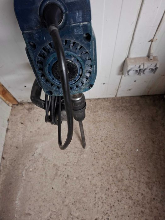 Młot Bosch GSH 11 E