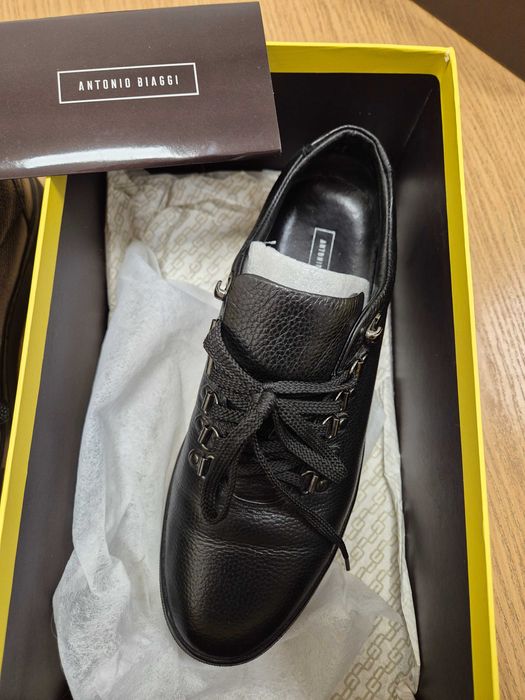 Продаються чоловічі туфлі ANTONIO BIAGGI