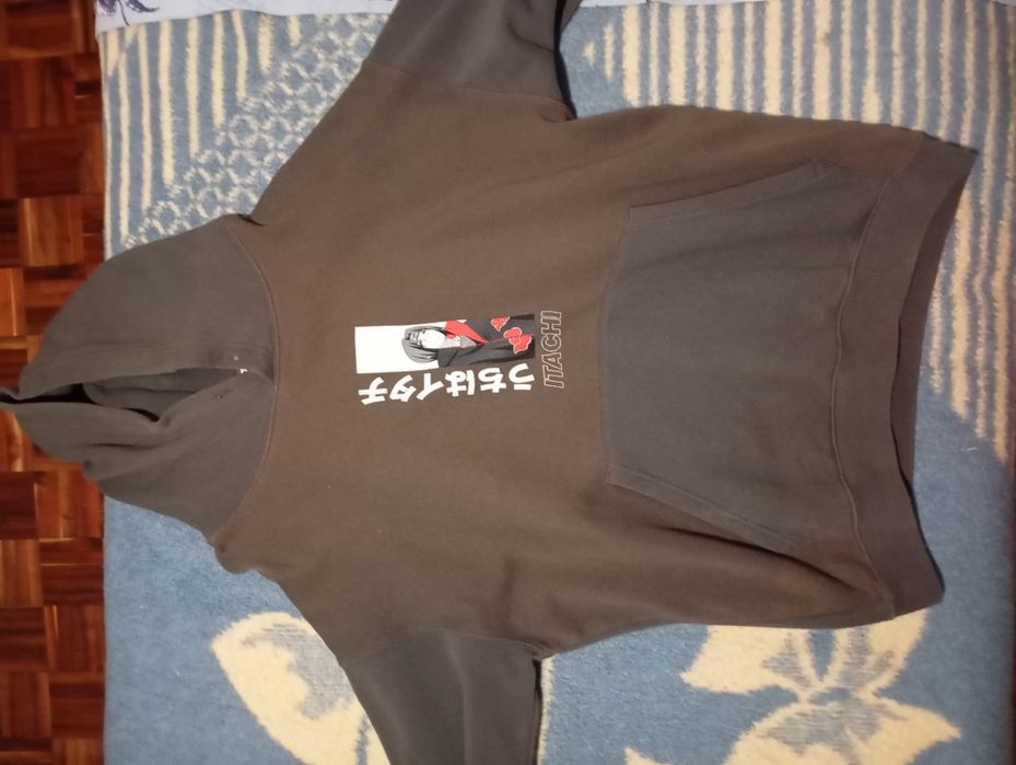 Sweat Itachi (Pull&Bear)