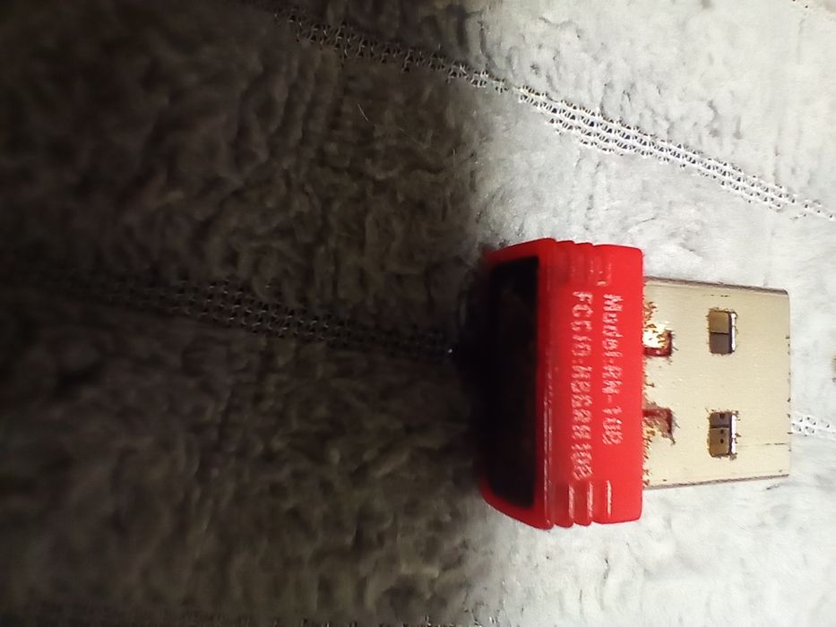 Продам рабочую беспроводную клавиатуру+мышку A4 Tech GK-85 .G3-200n