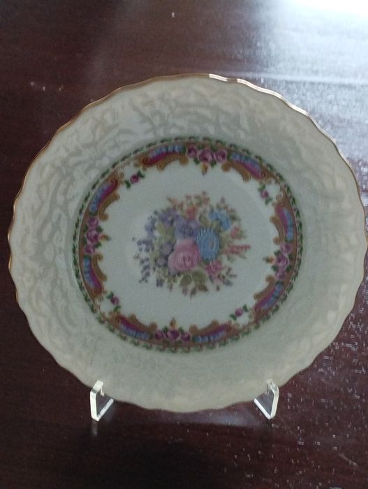 Conjunto de pratos de adorno Limoges