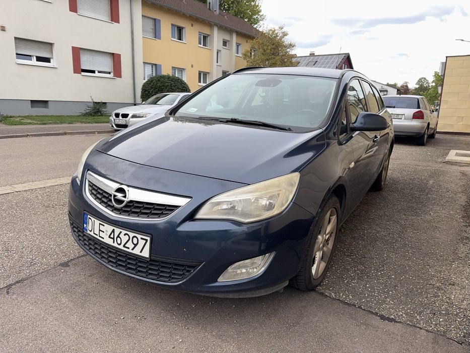 Opel Astra J 2011 1.7 Turbo Diesel