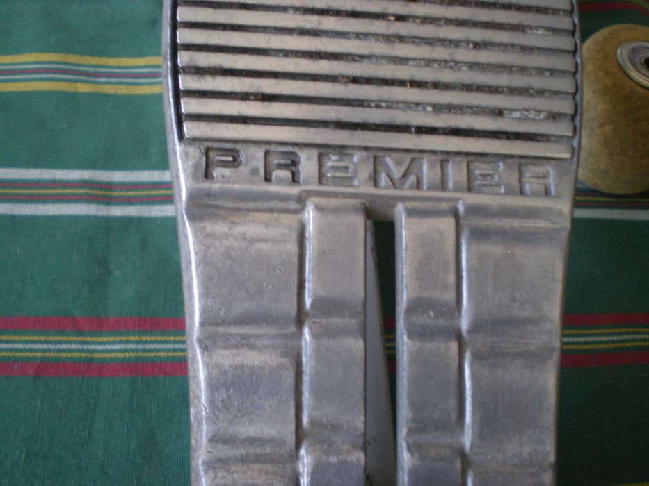 Педаль бас барабана PREMIER 252 Made in England