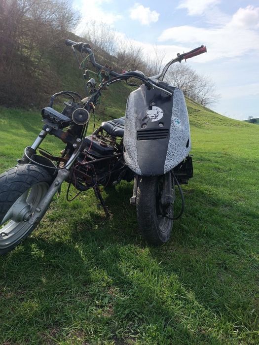 Продам Suzuki адрес v50