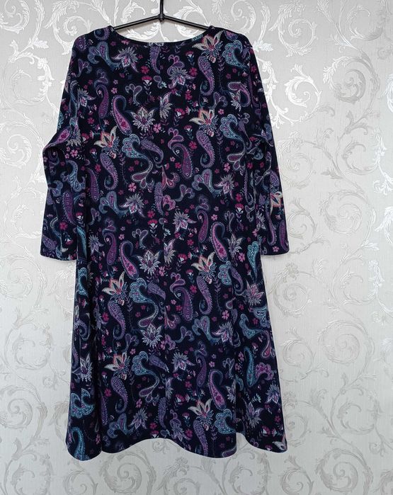 р 18 євро 46 / 52-54 синє плаття сукня в пейслі трикотаж велике батал