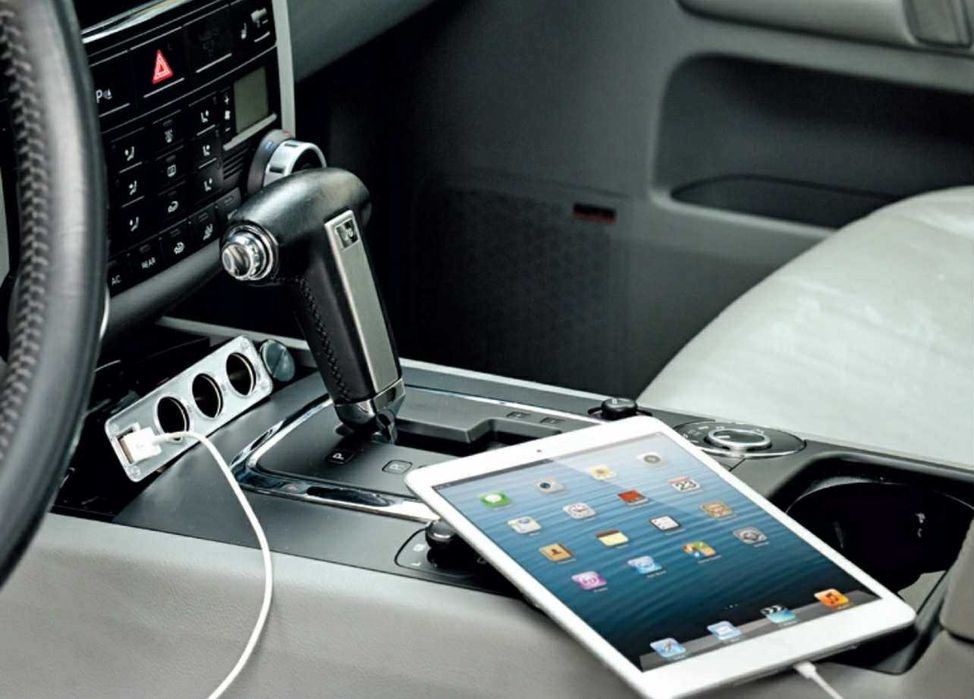 ROZDZIELACZ 3 gniazda zapalniczki + 2x USB