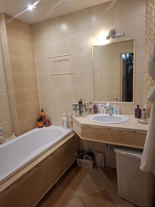 Sprzedam mieszkanie 74,66m2, 4 pokoje