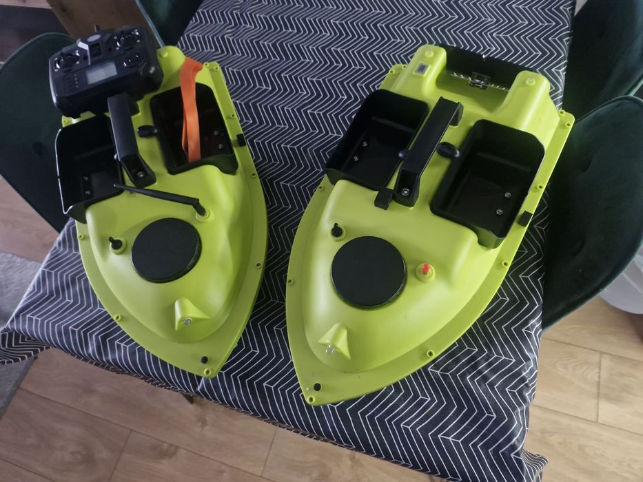 Łódka zanętowa, 2 sztuki