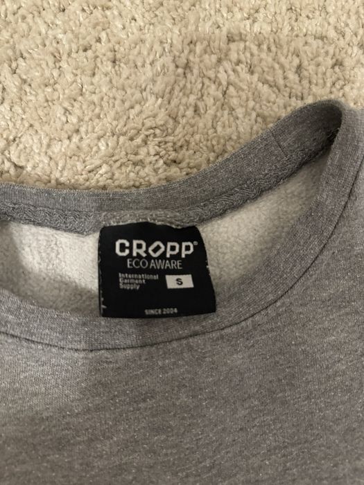 Спротвий костюм фірми cropp