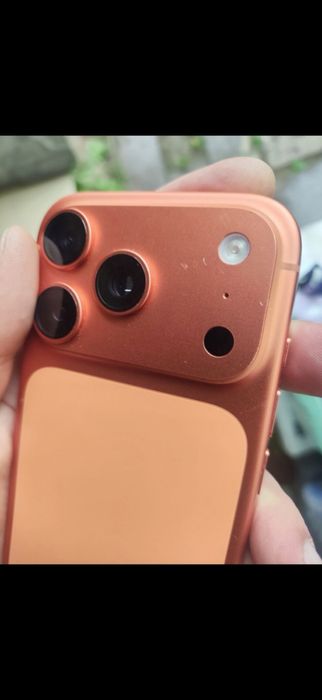 Фізична sim. Iphone 17 pro